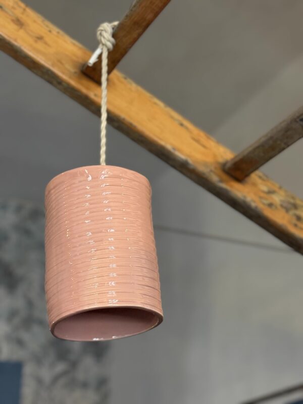 Lampada sospesa rosa antico